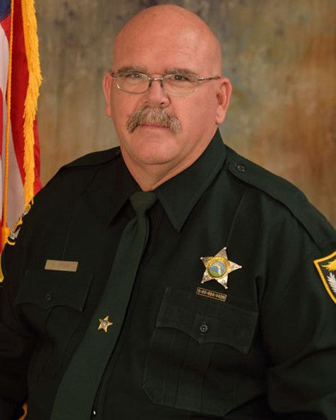 Master Detention Deputy Richard Barry Memorial Bottle - Lake County Sheriff's Office